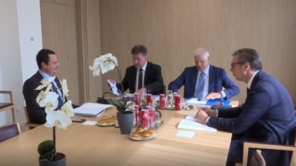 Sastanak zvaničnika EU Žozepa Borelja i Miroslava Lajčaka sa predsednikom Srbije Aleksandrom Vučićem i premijerom privremenih institucija u Prištini Aljbinom Kurtijem - Sputnik Srbija