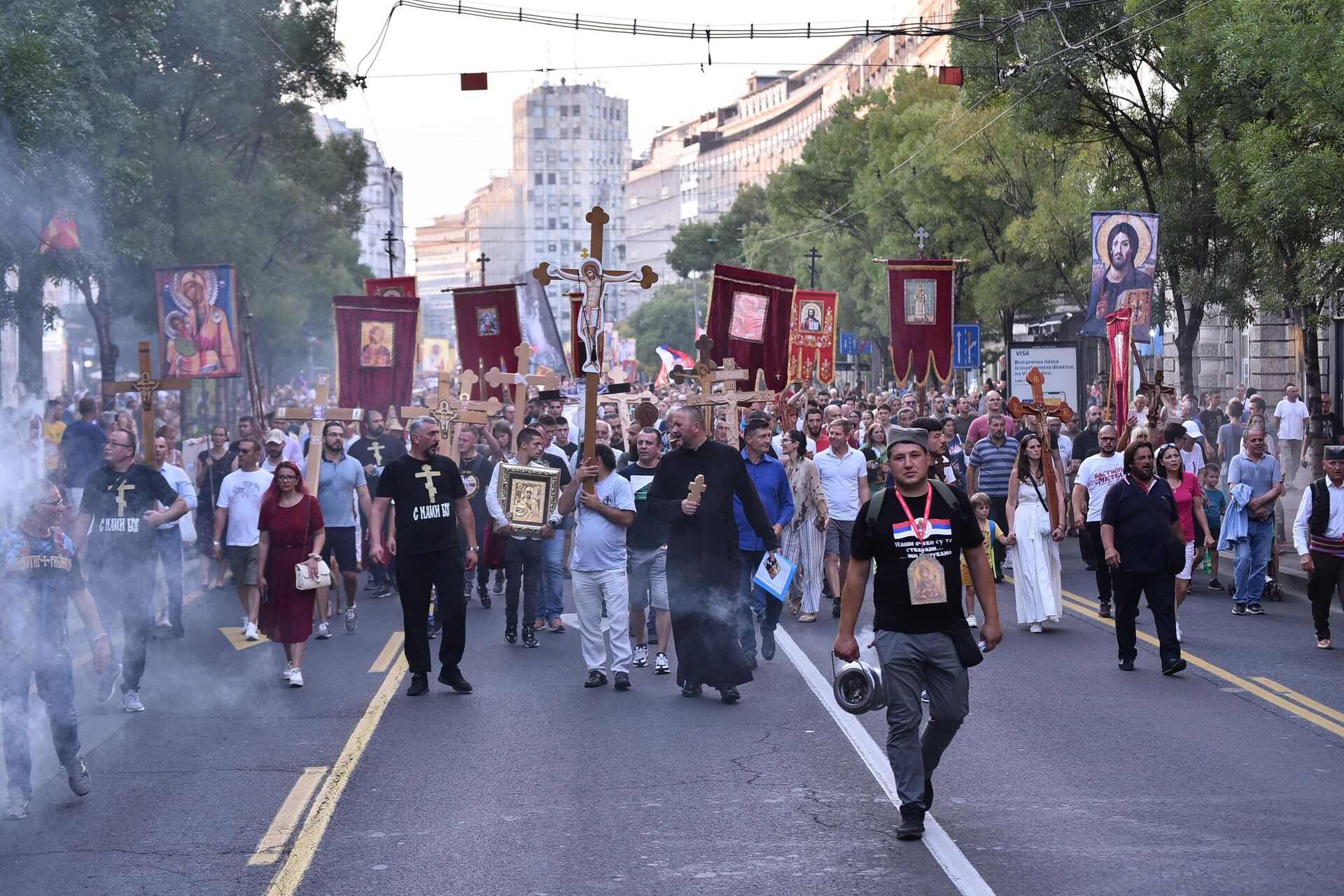 Protesti protiv održavanja Evroprajda u Beogradu - Sputnik Srbija, 1920, 09.09.2022