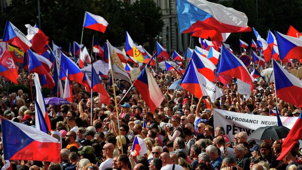 Протест у Прагу на ком су Чеси тражили војну неутралност - Sputnik Србија