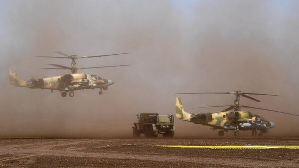 Udarni helikopteri Ka-52 u zoni specijalne vojne operacije u Ukrajini - Sputnik Srbija