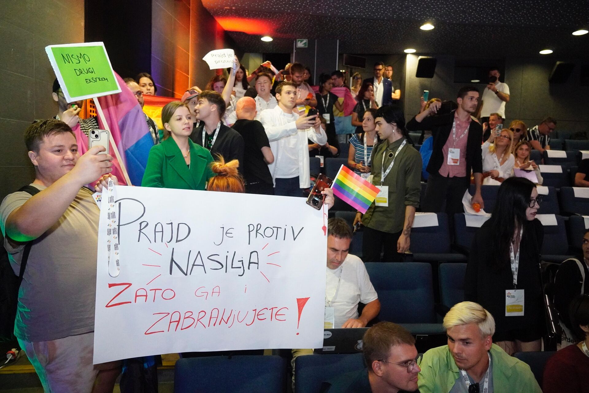 Protest pripadnika pripadnika LGBT pokreta na Međunarodnoj konferenciji o ljudskim pravima - Sputnik Srbija, 1920, 13.09.2022
