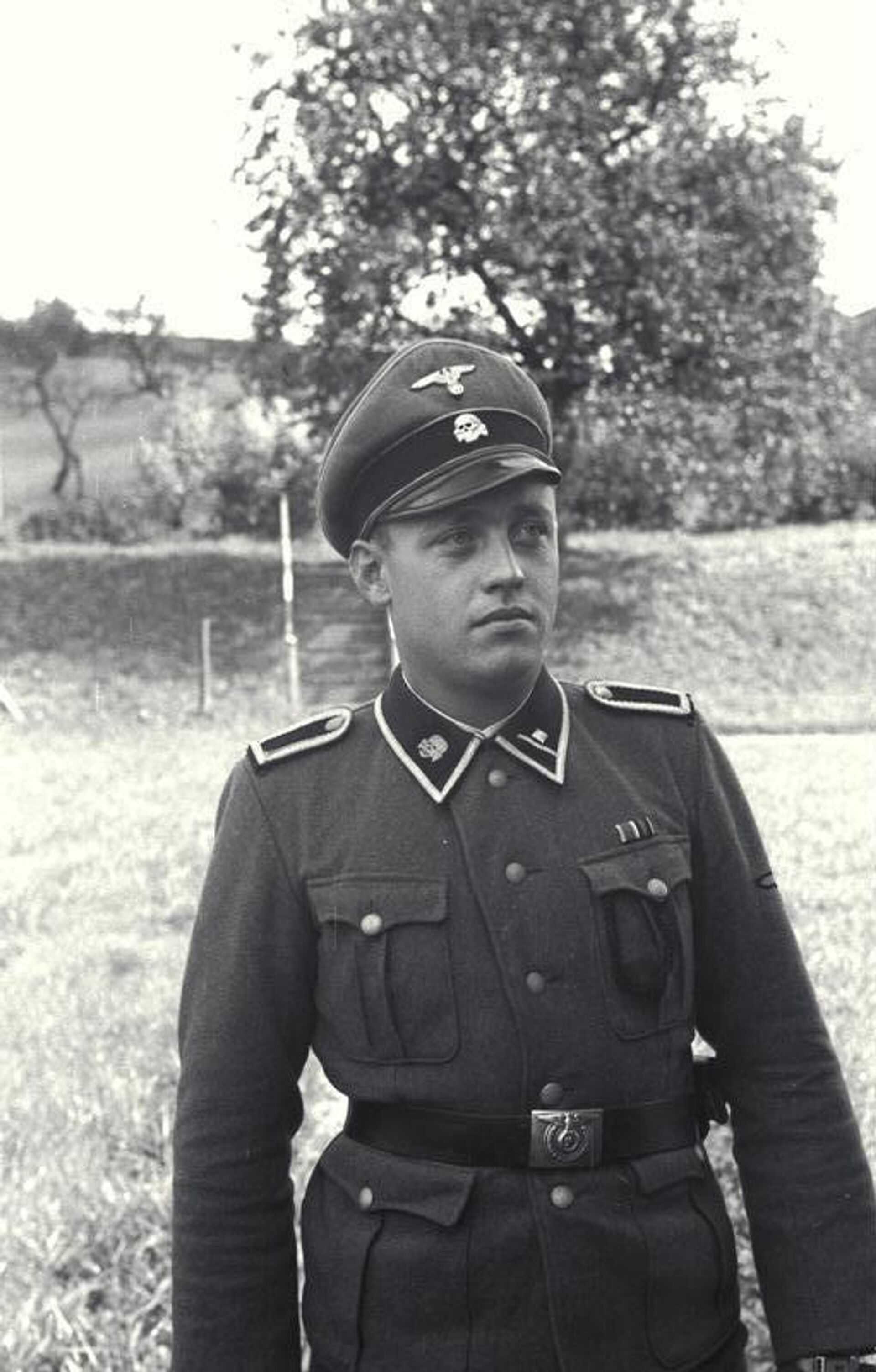 Припадник СС јединица Мртвачка глава у логору Маутхаузен током Другог светског рата - Sputnik Србија, 1920, 14.09.2022