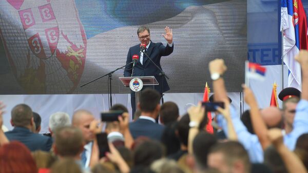 Predsednik Srbije Aleksandar Vučić na svečanosti povodom Dana srpskog jedinstva u Bijeljini - Sputnik Srbija