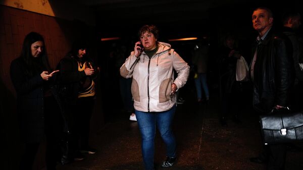Кијев, грађани у метроу након гранатирања града - Sputnik Србија