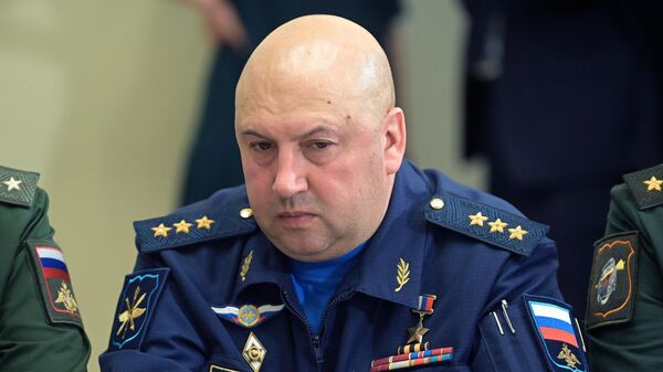 Komandant Združene grupe ruskih snaga u zoni specijalne vojne operacije u Ukrajini Sergej Surovikin - Sputnik Srbija