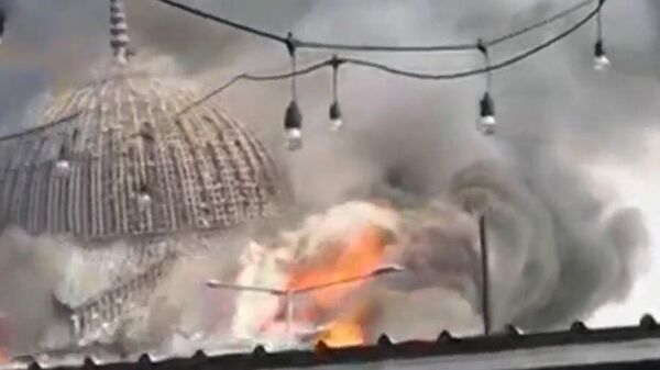 Урушавање куполе џамије у Џакарти - Sputnik Србија