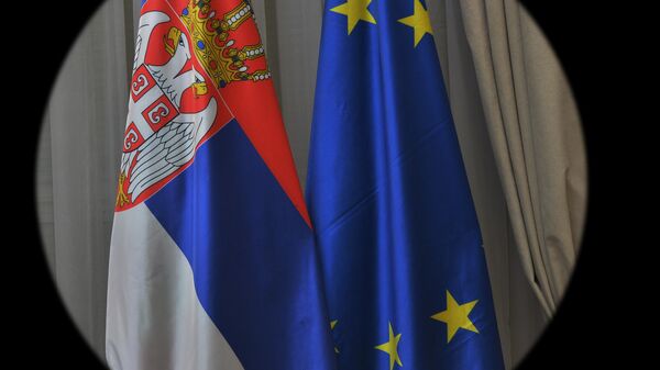 Заставе Србије и ЕУ - Sputnik Србија