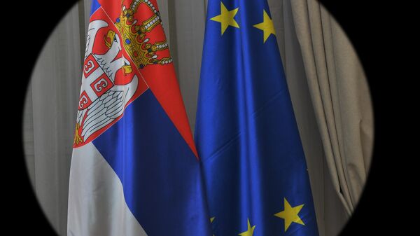 Заставе Србије и ЕУ - Sputnik Србија