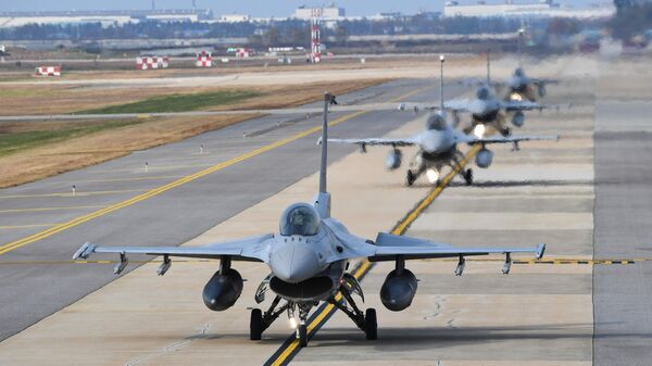 Авиони САД и Јужне Кореје током великих војних вежби - Sputnik Србија