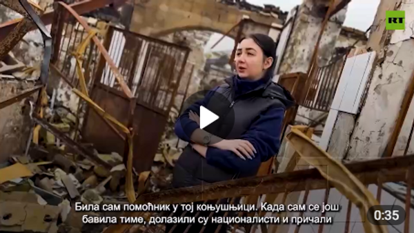 Devojka koja radi sa konjima - Sputnik Srbija