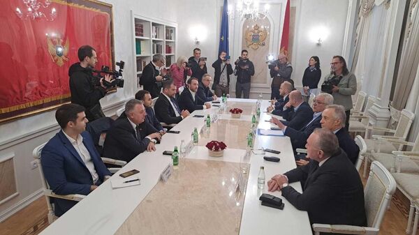 Састанак парламентарне већине у Црној Гори - Sputnik Србија