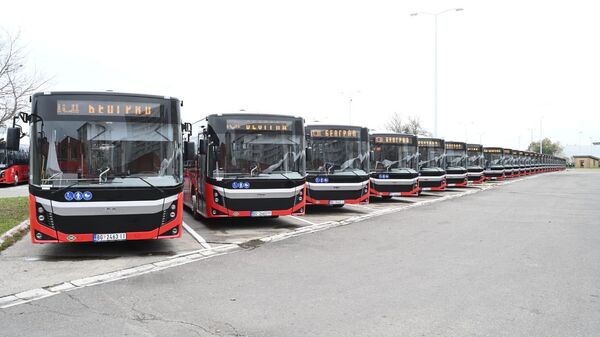U Beograd stiglo 100 novih autobusa na prirodi gas - Sputnik Srbija