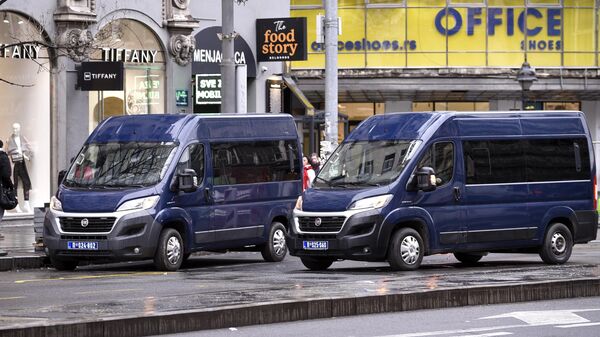 V Srbiji aretirali 32 oseb zaradi davčnih prevar, pranja denarja in oškodovanja proračuna za več kot 389 milijonov dinarjev