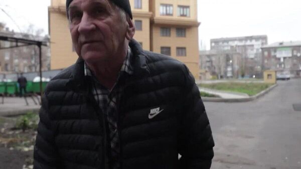 Svedočenje penzionera iz Donjecka o ukrajinskom granatiranju - Sputnik Srbija