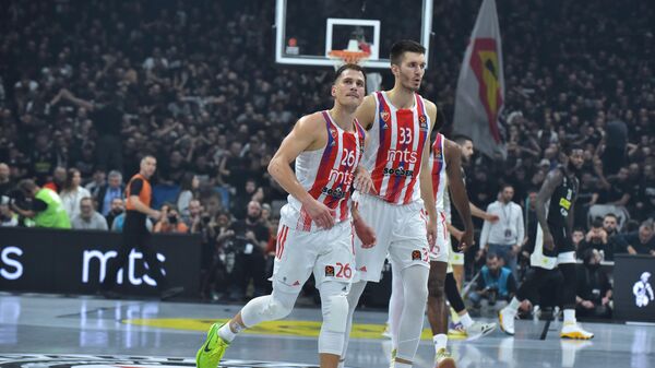 Košarkaši Crvene zvezde Nemanja Nedović i Filip Petrušev - Sputnik Srbija