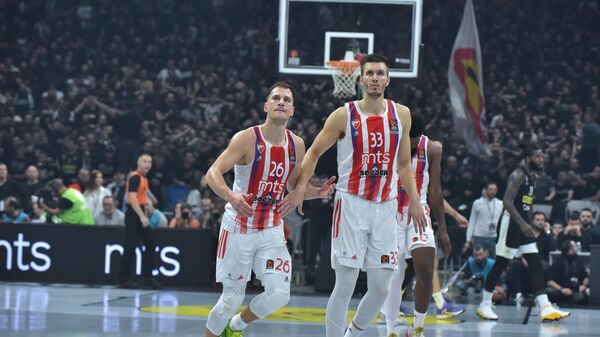  Košarkaši Crvene zvezde Nemanja Nedović i Filip Petrušev - Sputnik Srbija