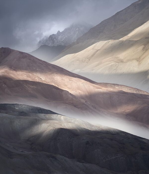 Bendžamin Briones Grandi iz Čilea osvojio je glavnu nagradu i titulu najboljeg pejzažnog fotografa godine. Njegova slika Anda impresionirala je žiri. - Sputnik Srbija
