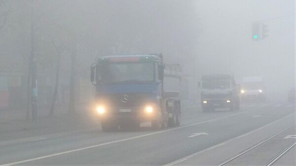 Снег, одрони и магла на појединим деоницама путева у Србији