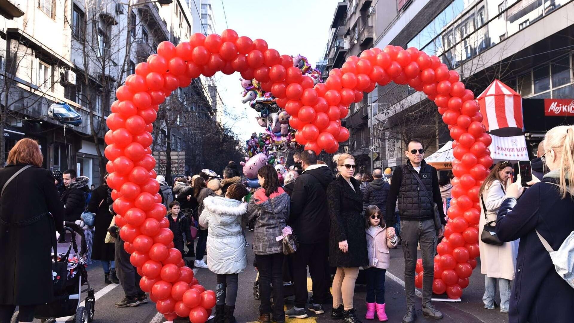 Ulica otvorenog srca u Beogradu - Sputnik Srbija, 1920, 01.01.2023