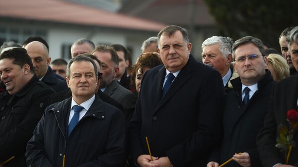 Ivica Dačić, Milorad Dodik i Nikola Selaković na „Malom Zejtinliku“ - Sputnik Srbija
