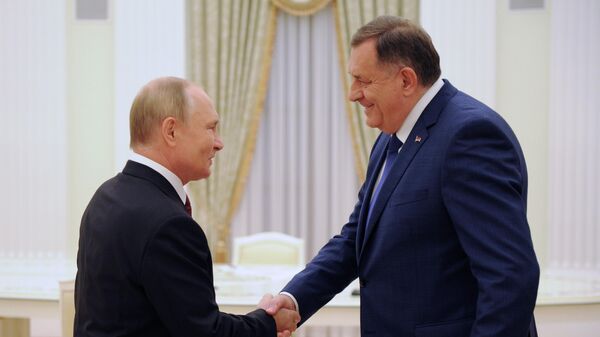 Predsednik Ruske Federacije V. Putin sastao se sa članom Predsedništva BiH M. Dodikom - Sputnik Srbija