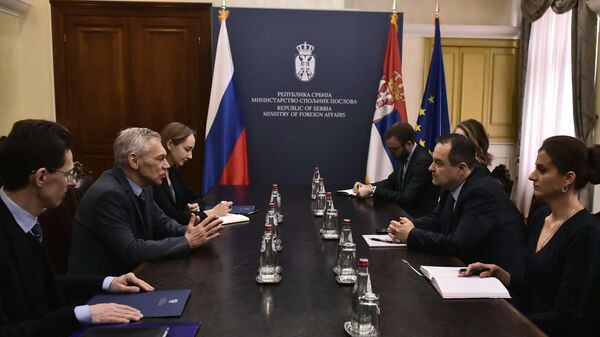 Ministar spoljnih poslova Ivica Dačić sastao se sa ambasadorom Ruske Federacije u Srbiji Aleksandrom Bocan-Harčenkom - Sputnik Srbija