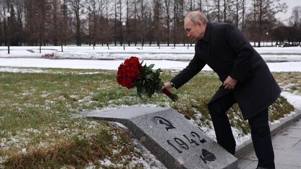 Ruski predsednik Vladimir Putin na obeležavanju 80. godišnjice probijanja opsade Lenjingrada - Sputnik Srbija