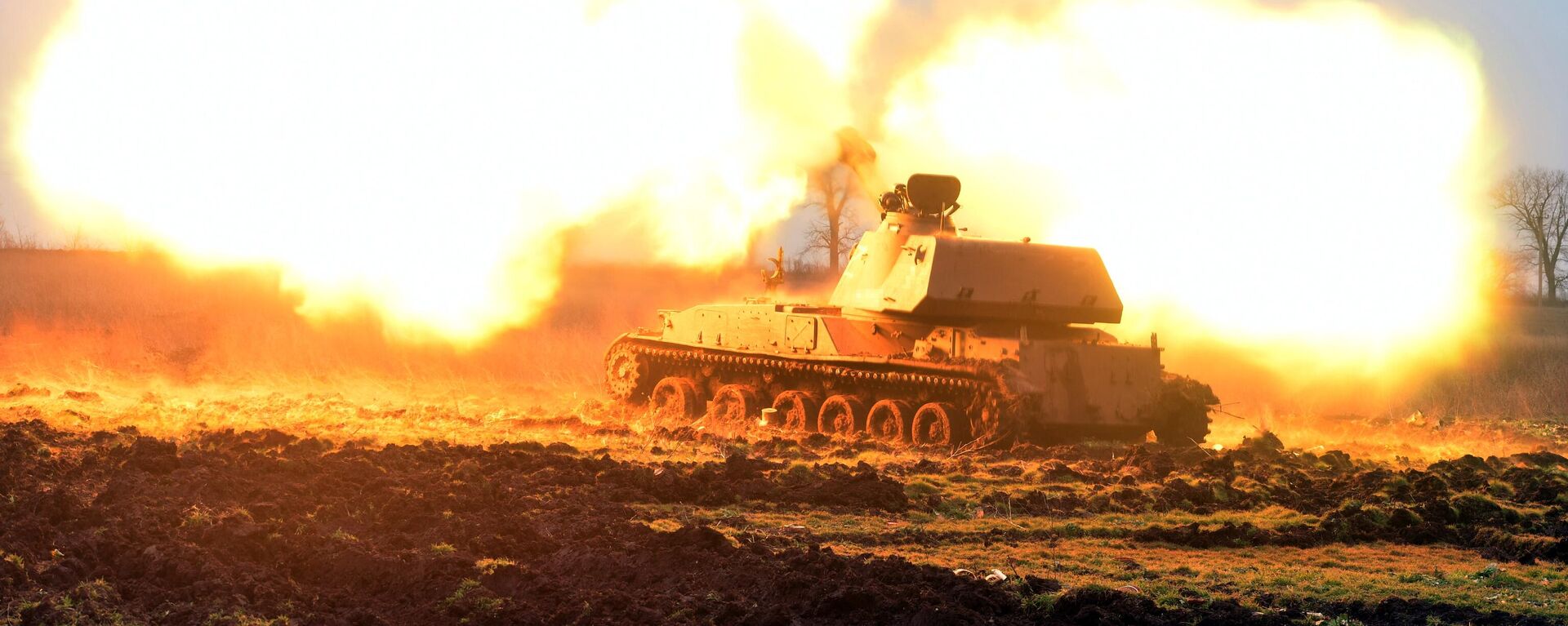 Samohodna artiljerijska haubica Akacija u zoni specijalne vojne operacije - Sputnik Srbija, 1920, 26.10.2023