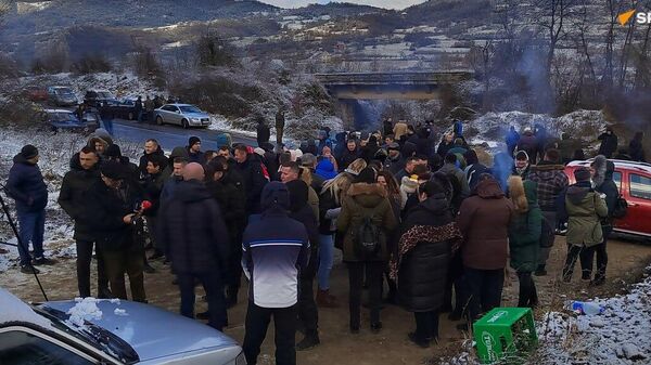 Protest meštana Drena kod Leposavića zbog eksproprijacije zemljišta za izgradnju baza tzv kosovske policije - Sputnik Srbija