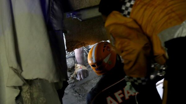 Broj žrtava snažnog zemljotresa u Avganistanu porastao na 900, povređeno  3.000 ljudi