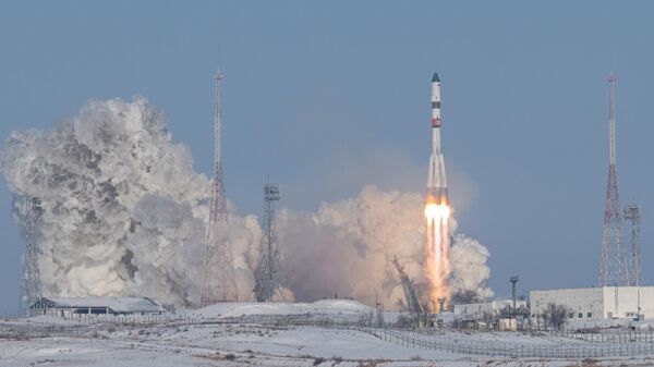 Lansiranje rakete Sojuz sa transportnim brodom Progres sa kosmodroma Bajkonur - Sputnik Srbija