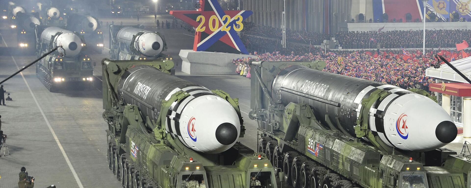 Vojna parada u Severnoj Koreji povodom 75 godina od osnivanja vojske - Sputnik Srbija, 1920, 08.05.2023