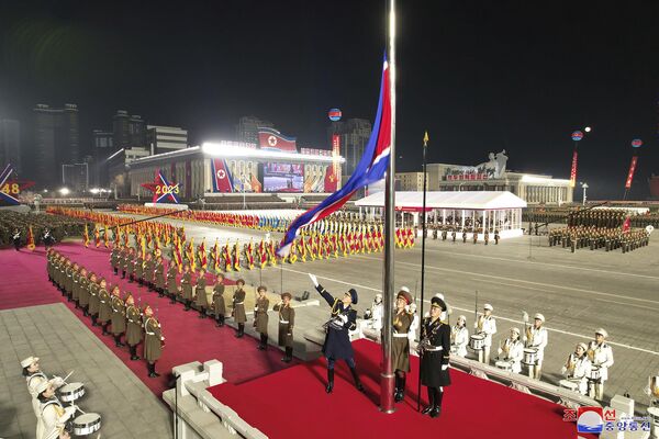Vojna parada u Severnoj Koreji povodom 75 godina od osnivanja vojske - Sputnik Srbija