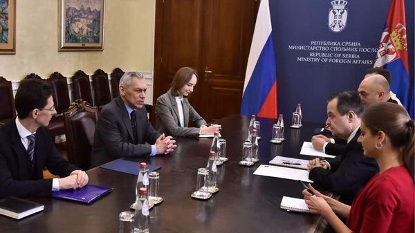 Ministar spoljnih poslova Srbije Ivica Dačić sastao se sa ambasadorom Ruske Federacije Aleksandrom Bocan-Harčenkom. - Sputnik Srbija
