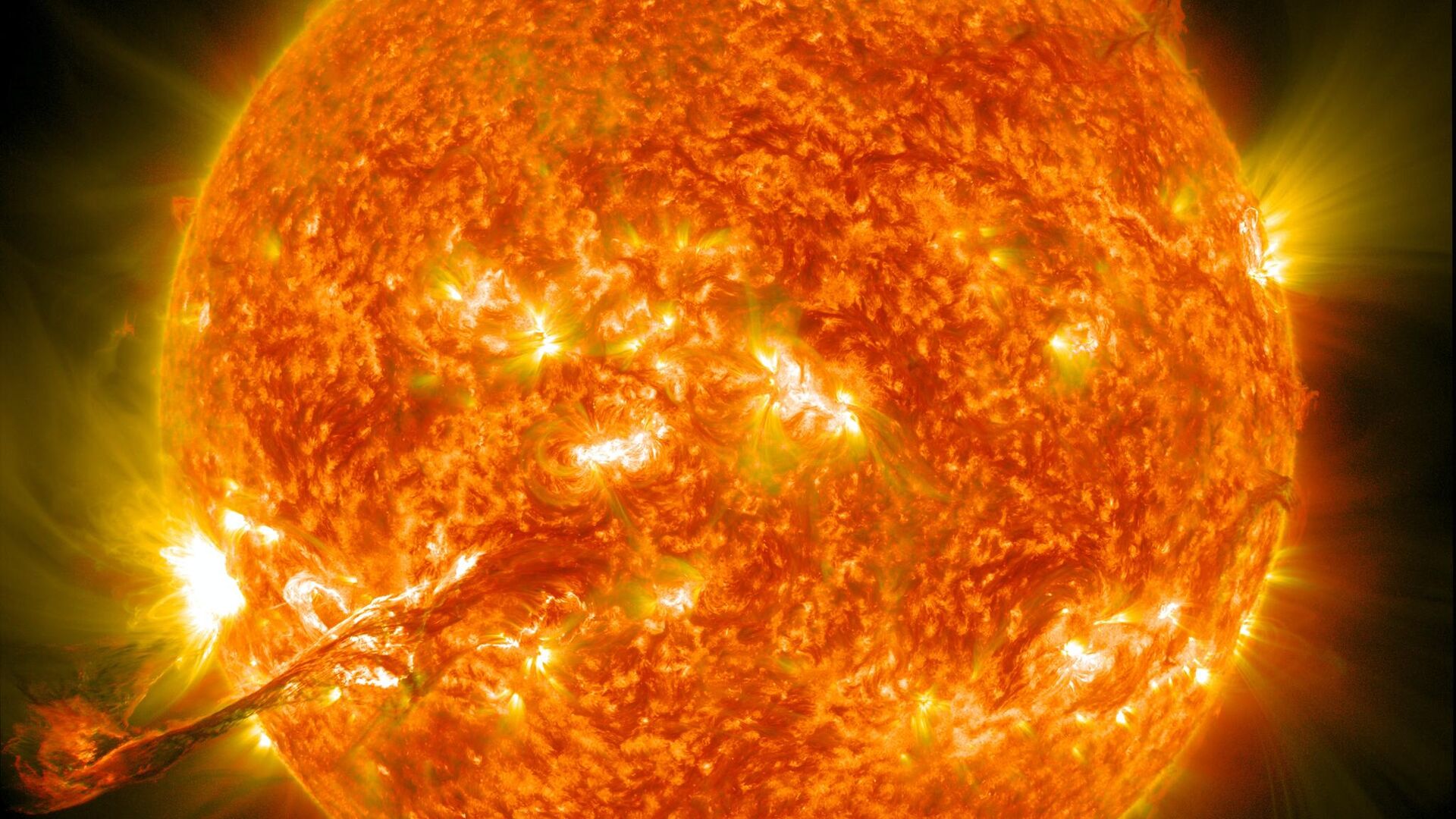 El Sol, la estrella más cercana a la Tierra - Sputnik Srbija, 1920, 20.02.2023
