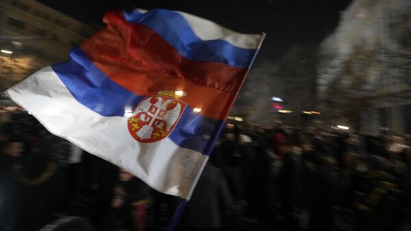Zastave Srbije i Rusije - Sputnik Srbija