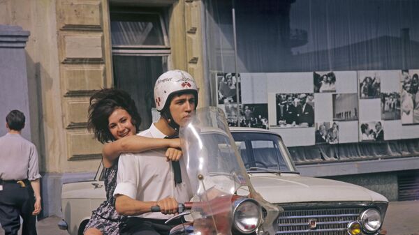 Mladi Moskovljani šezdesetih godina - Sputnik Srbija