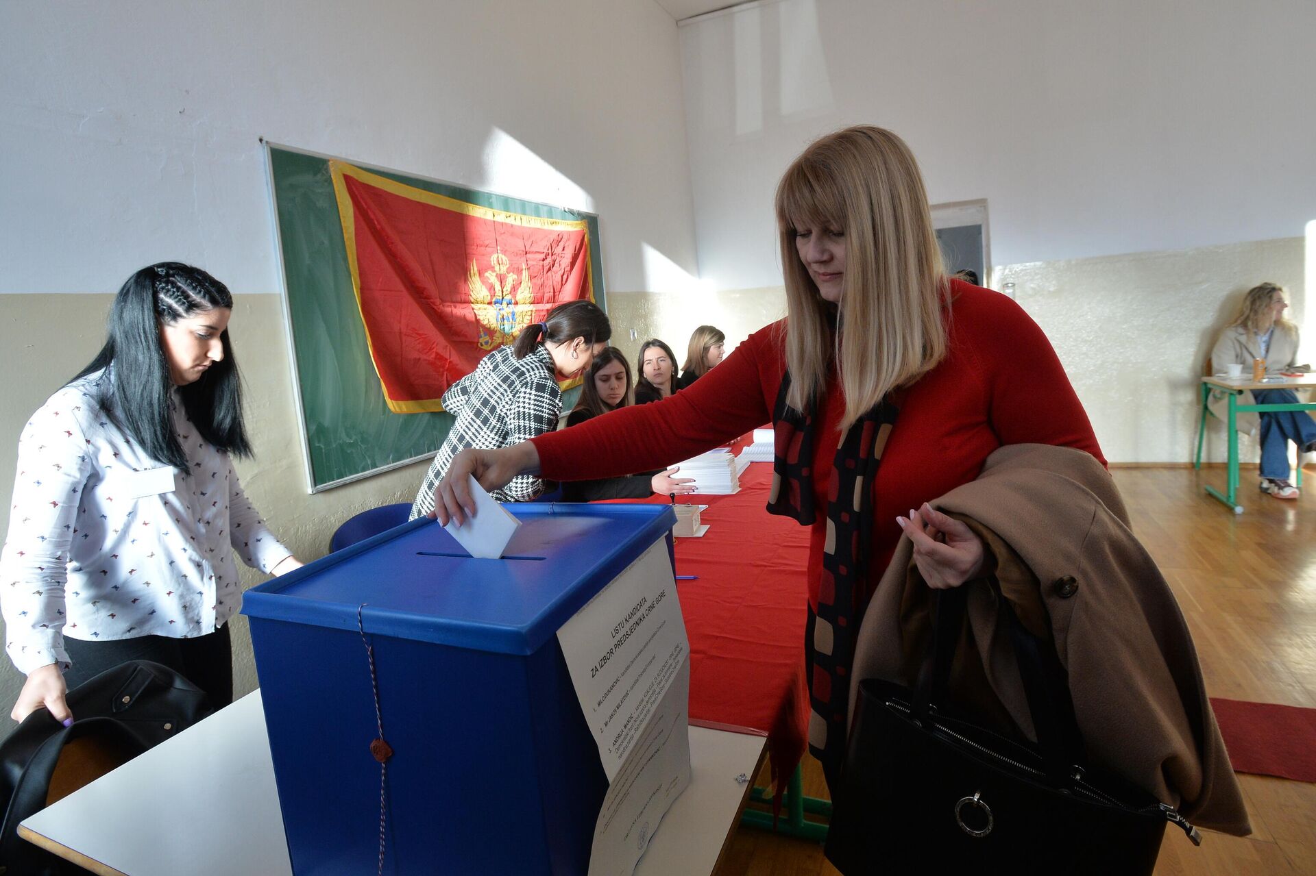 Glasanje na predsedničkim izborima u Crnoj Gori - Sputnik Srbija, 1920, 09.04.2023