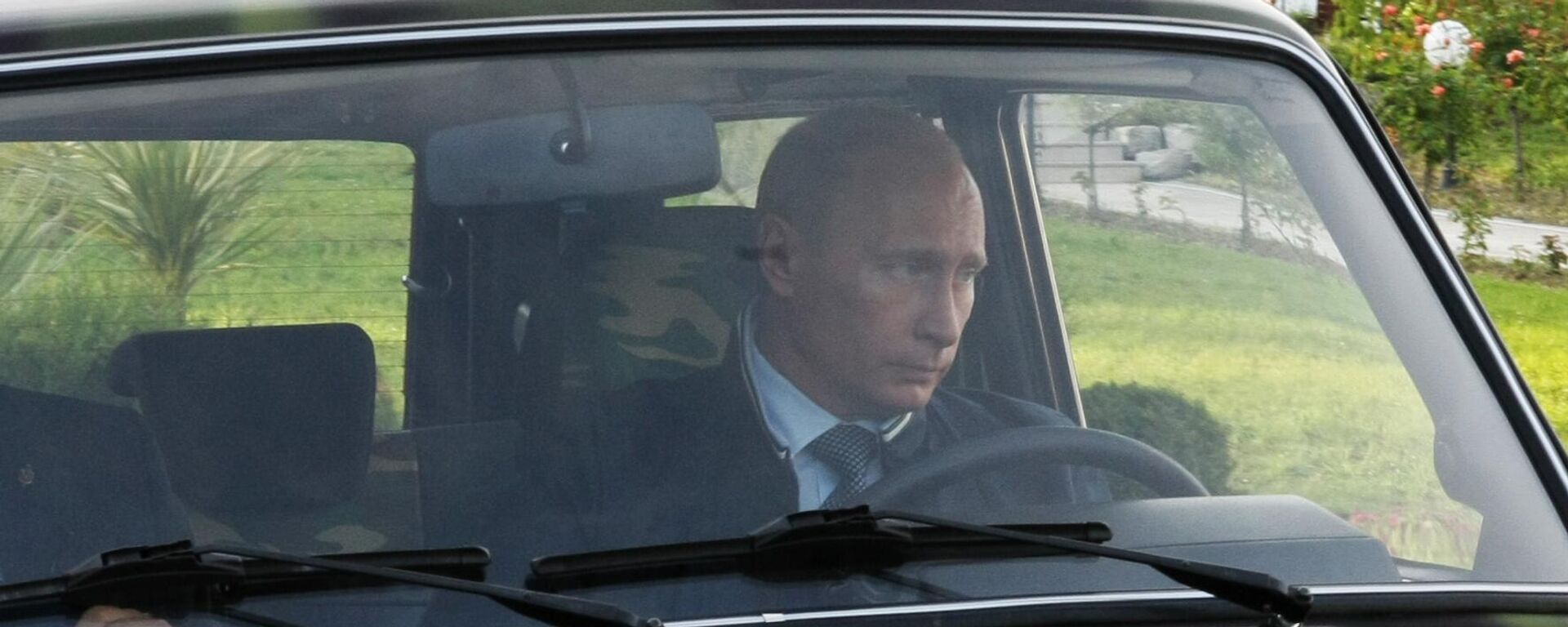 Vladimir Putin vozi Nivu - Sputnik Srbija, 1920, 19.03.2023