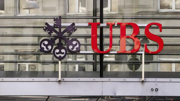 Logo švajcarskih banaka Kredi Svis i UBS  - Sputnik Srbija