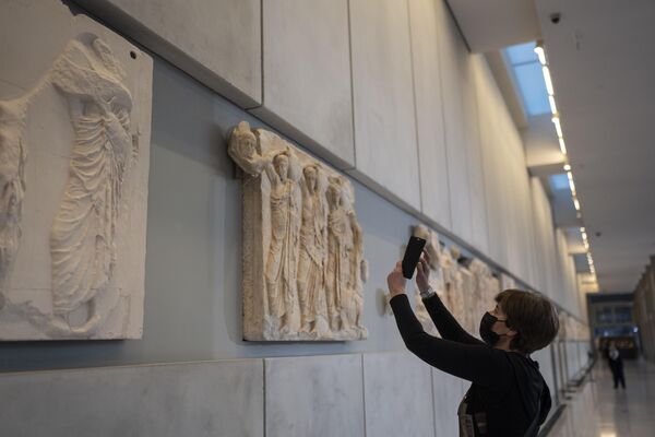 Povratak delova skulptura sa Partenona u Grčku, koje je vratio Vatikan - Sputnik Srbija