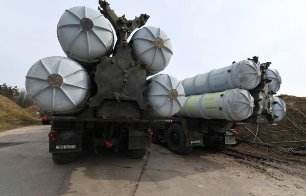 Лансери ракетних система у Лунинецком округу Белорусије, постављени за јачање система ПВО на белоруско-украјинској граници. - Sputnik Србија