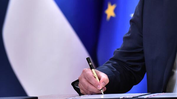 Потписивање споразума - Sputnik Србија
