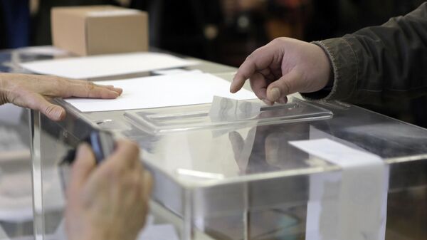 Гласачка кутија на изборима у Софији - Sputnik Србија