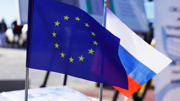 Rusija, EU  zastave - Sputnik Srbija