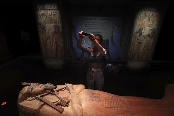 Izložba o egipatskom faraonu Ramzesu u Parizu - Sputnik Srbija
