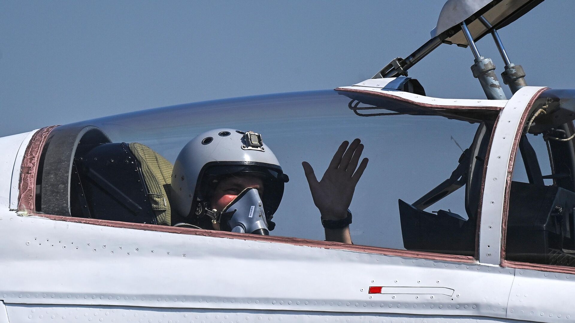 Pilot istrebitelя MiG-29 pilotažnoй gruppы Striži Pilot istrebitelя MiG-29 pilotažnoй gruppы Striži - Sputnik Srbija, 1920, 21.04.2025