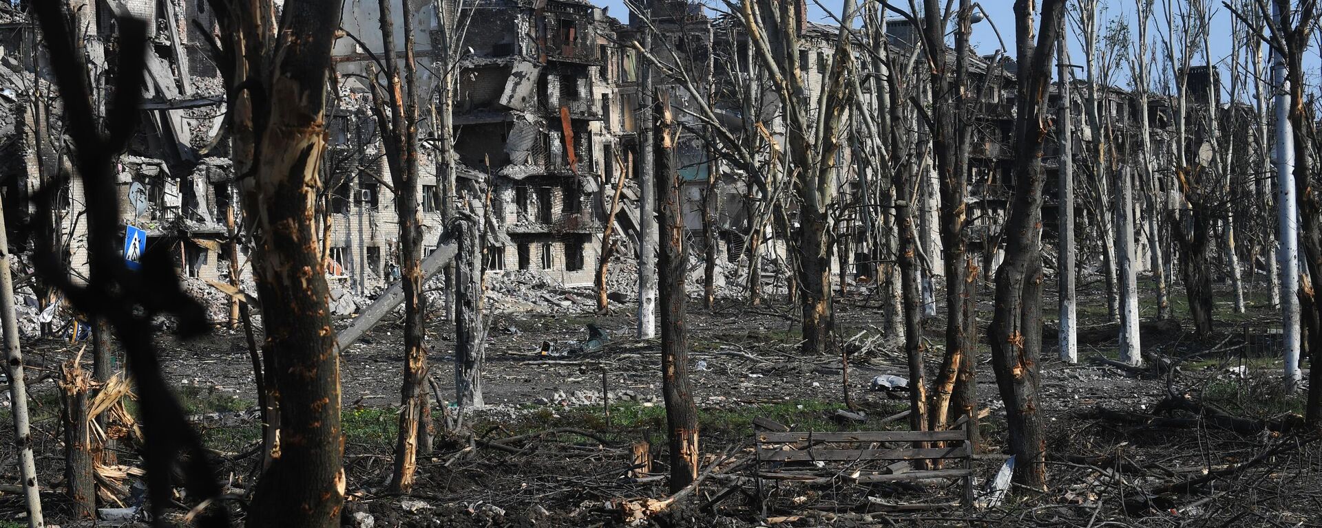 Разрушенные дома в Артемовске - Sputnik Србија, 1920, 21.05.2023