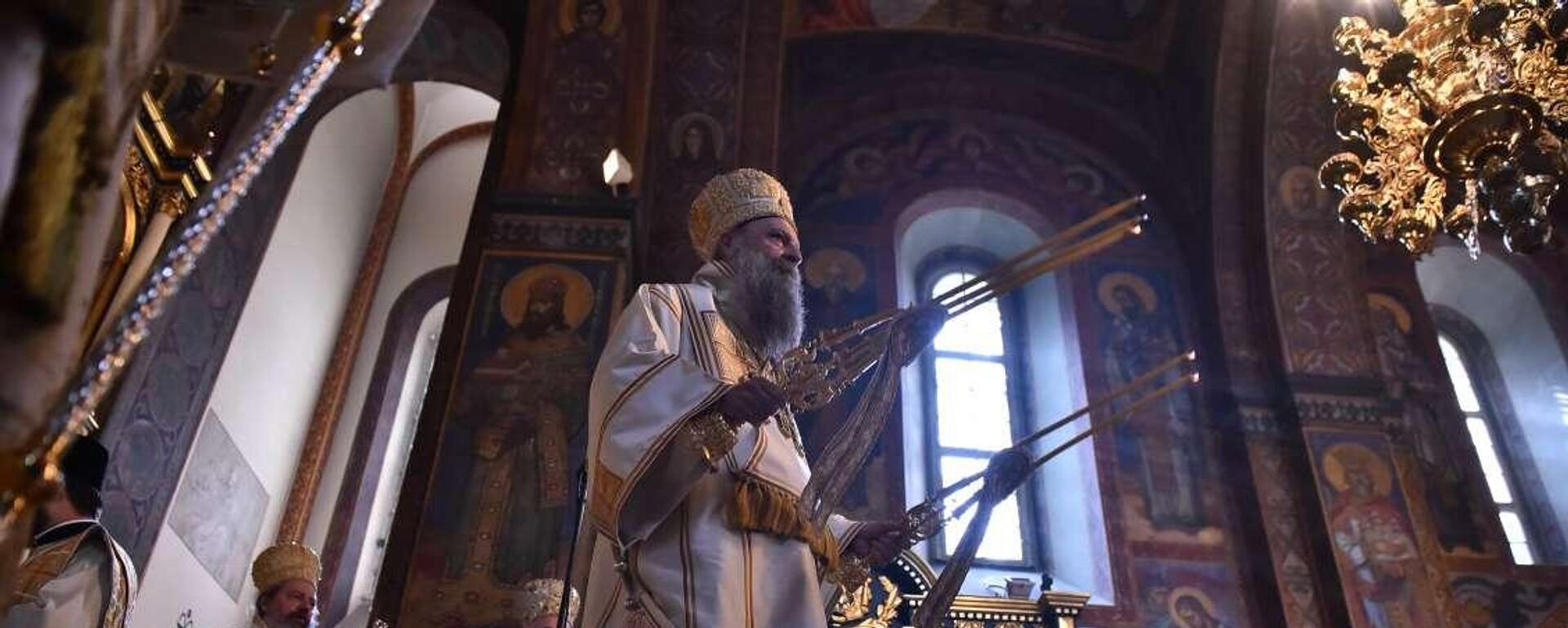 Патријарх Порфирије служи архијерејску литургију у Везнесењској цркви поводом Спасовдана - Sputnik Србија, 1920, 25.05.2023