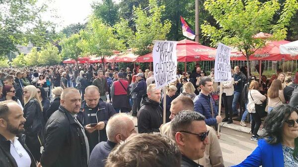 Protest Srba u Zvečanu - Sputnik Srbija